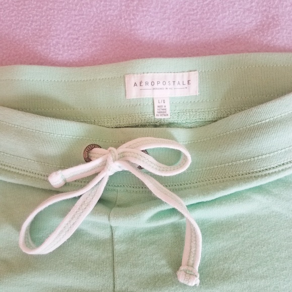Aeropostle Shorts - Picture 2 of 3